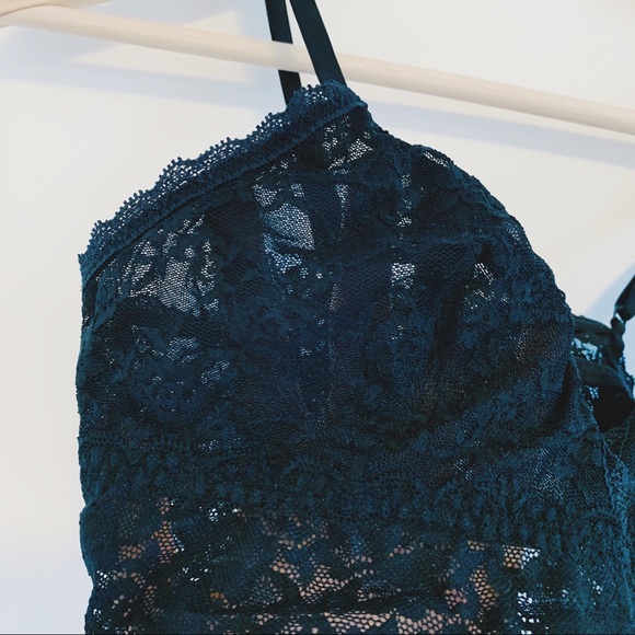 Lacy black bralette - Picture 2 of 2